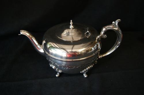 Antique Georgian Style Silver Plated Tea/Coffee Pot