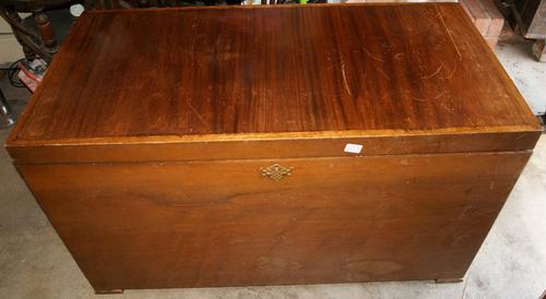 Vintage Mahogany 1940's Large Kist or Chest