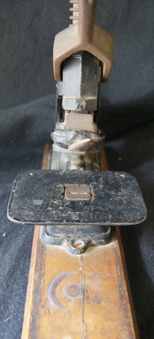 Vintage 1909 Cast Iron Acme No. 1 Staple Binder
