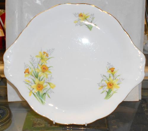 Vintage Royal Albert Friendship Series Daffodil Large Cake Plate