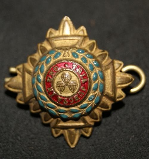 International Badges & Insignia - TRIA JUNCTA UNO - ENAMELLED STAR OF ...