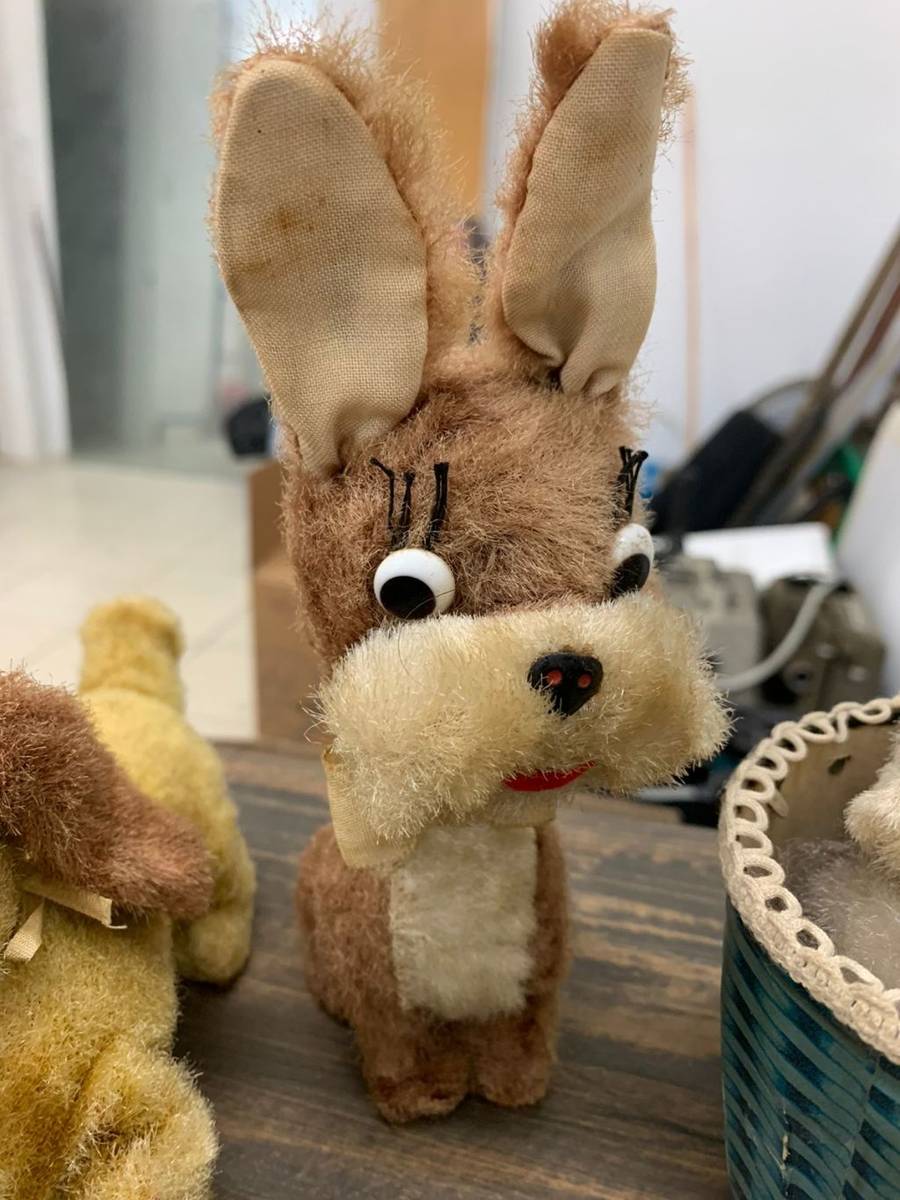 Vintage Toys *R1 Auction* Batch of WindUp / Battery Animals was sold