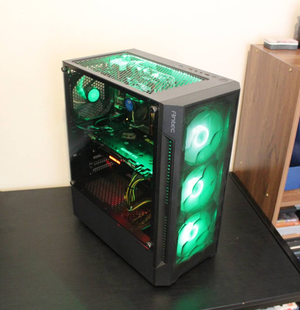 PC Desktops & AllinOnes Black Friday Deal! Gaming PC (i5 8400 6