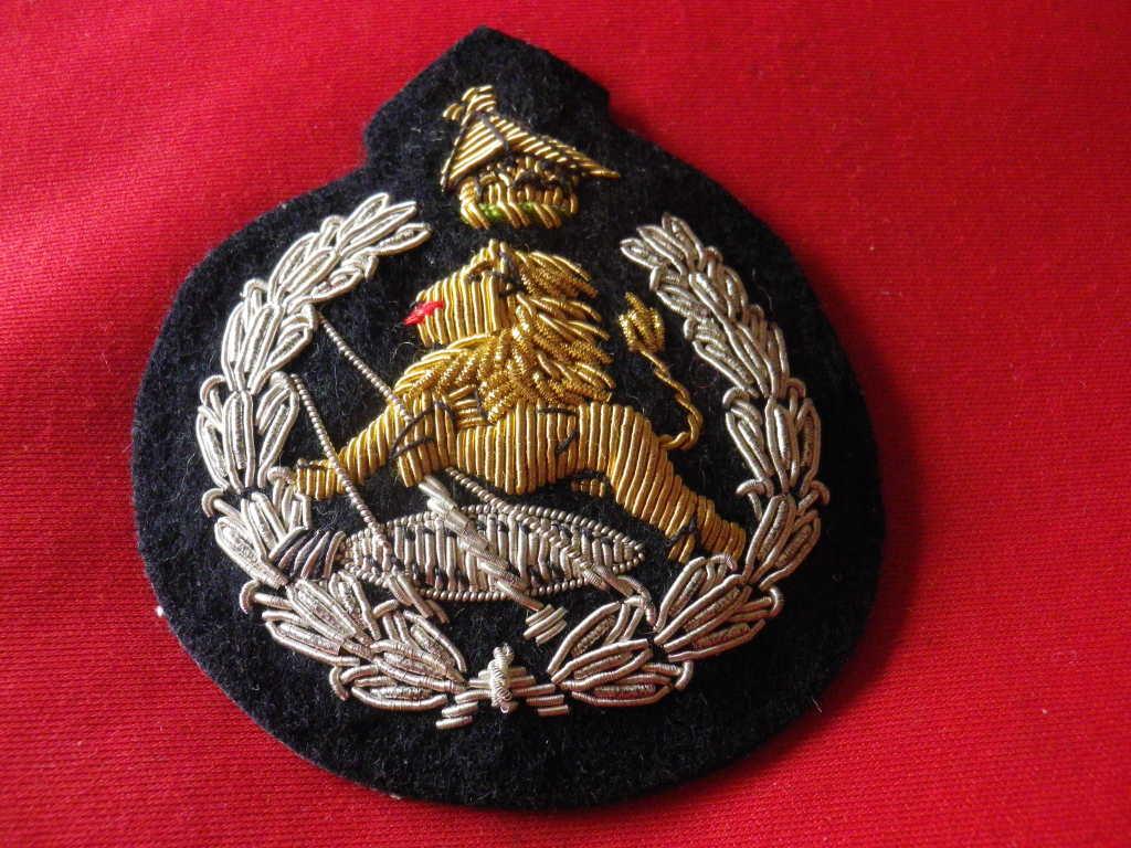 International Badges & Insignia - RHODESIA BSAP - OFFICERS PADDED ...