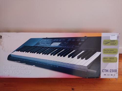 Piano Organ Casio CTK 2300 keyboard 61 Key was sold for R1