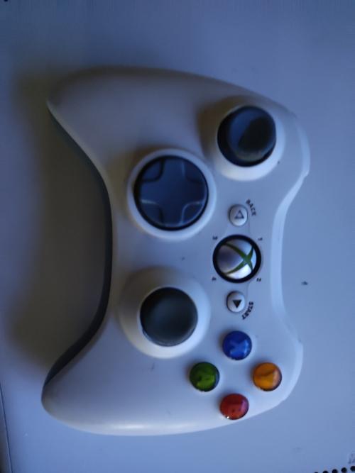 Controllers & Remotes - Xbox 360 Controller Please Read Was Listed For 