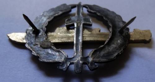 South African Navy SA Navy Submarine Qualification Badge pins Intact 