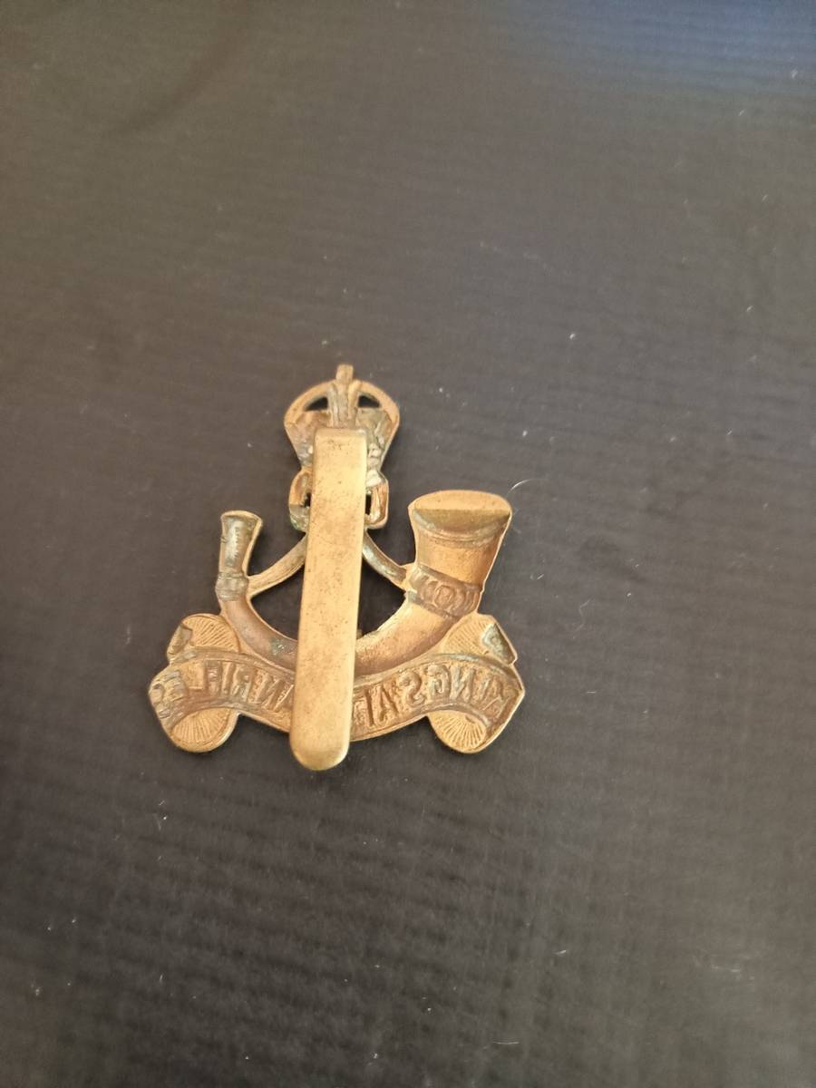 International Badges & Insignia - Kings African Rifles Cap Badge. See ...