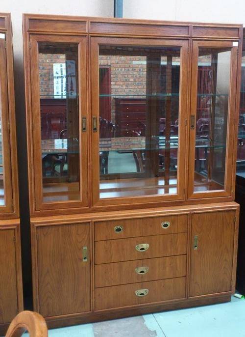 Drexel Display was sold for R6,000.00 on 4 Mar at