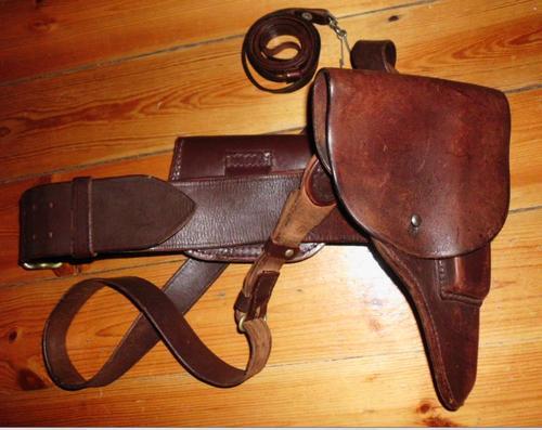 Other Clothing & Equipment - OLD LEATHER SAPS / SAPD BELT WITH GUN ...