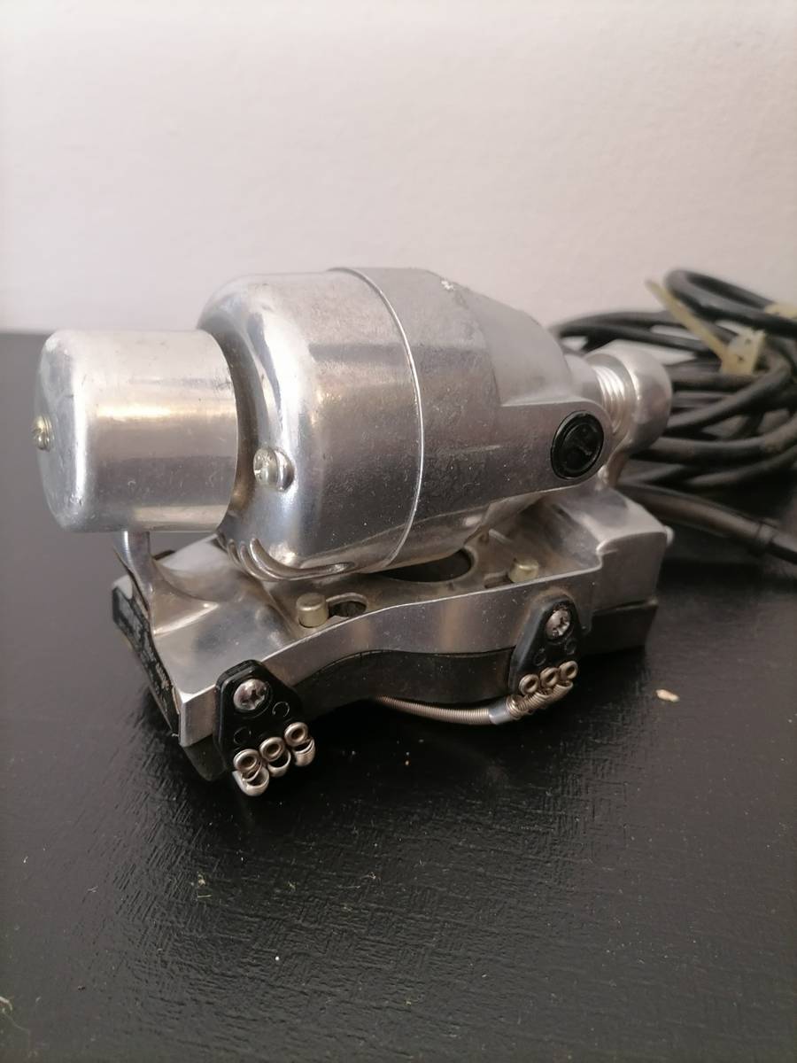 Electronic Muscle Stimulators 1960`s THRIVE PROFESSIONAL MASSAGER