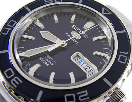 seiko 5 sports submariner