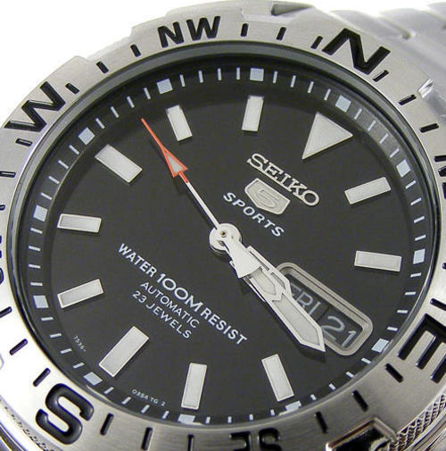 seiko 5 sports compass