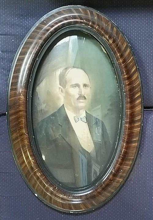 Frames Vintage Oval Bubble Glass Photo Frame Was Listed For R550 Vintage