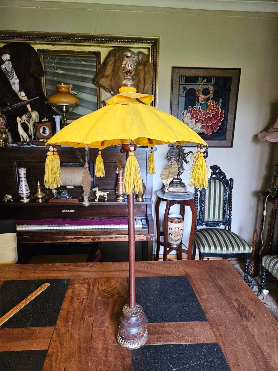 Umbrellas Balinese Umbrella 93 cm Tall for sale in Johannesburg (ID