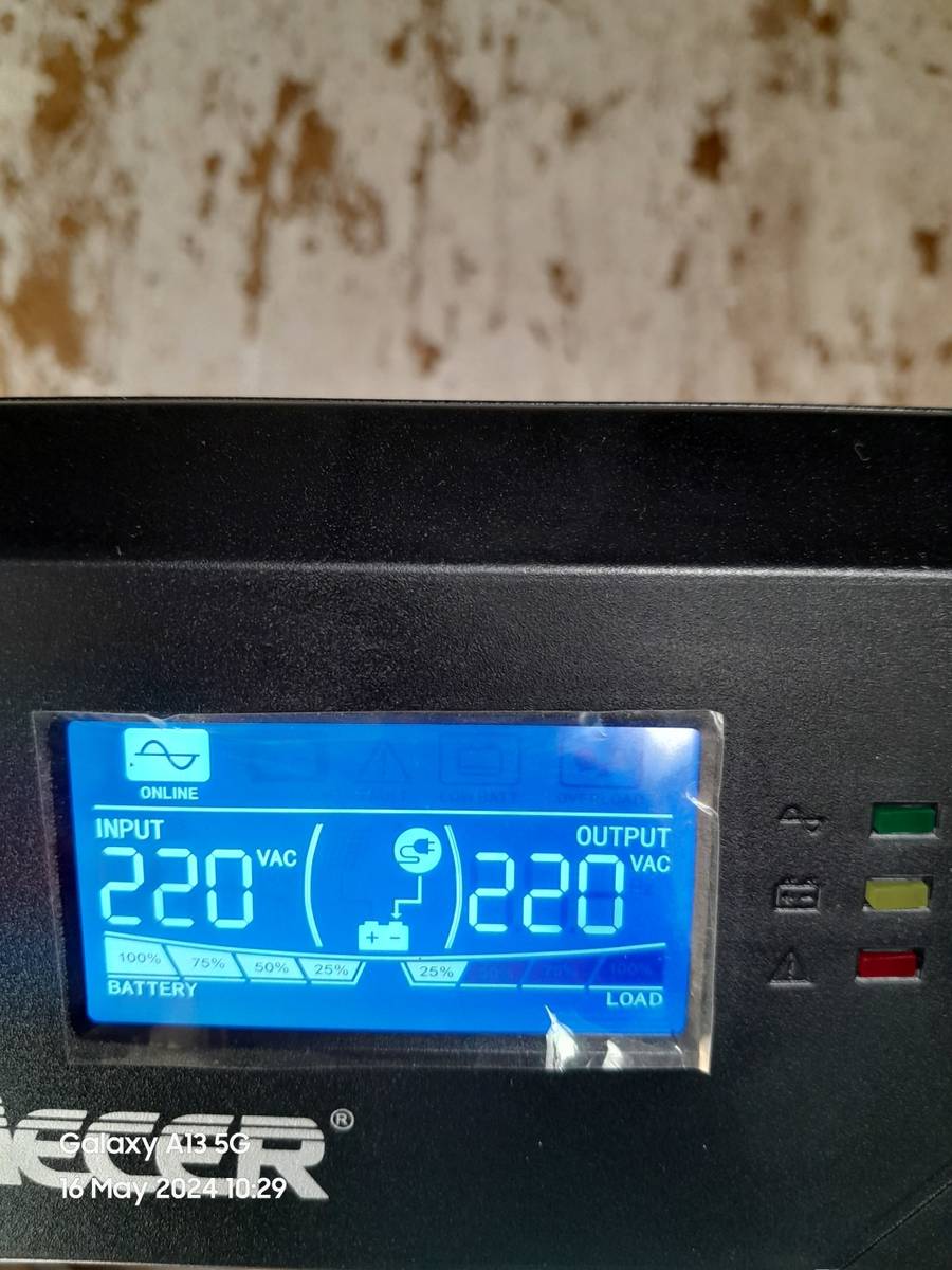 Inverters MECER 2400VA (1440W) 24V INVERTER UPS NEW was sold for R1