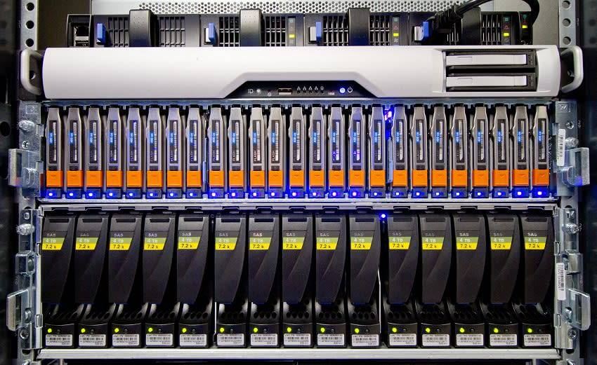 Terminal Servers - EMC Unity 300 Disk Array - 15 x 4TB 7.2k RPM SAS was ...