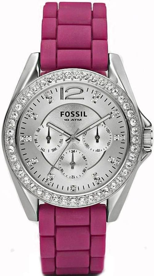 fossil pink smartwatch