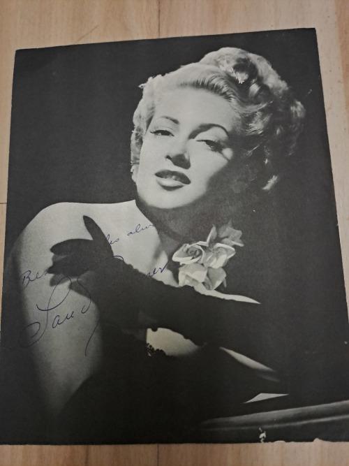 Other Movie Memorabilia - Lana Turner, famous American actress ...