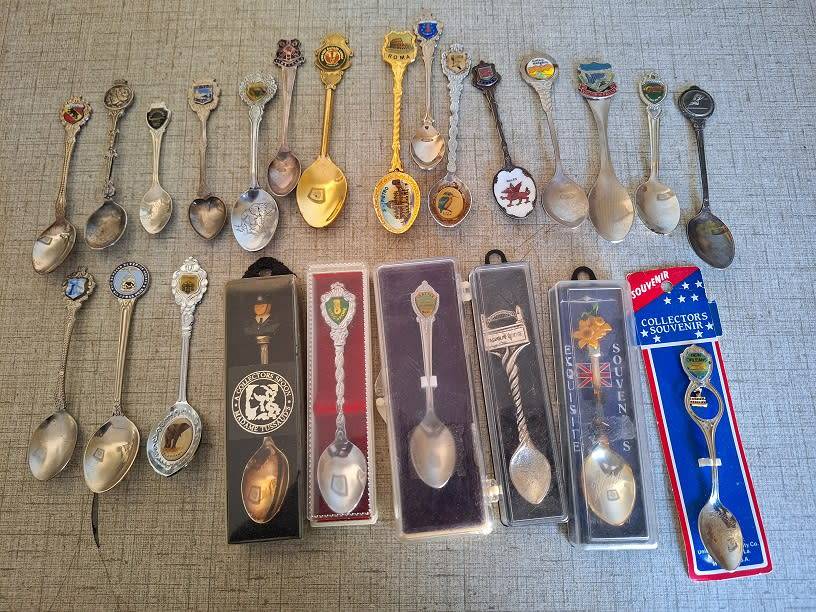 Other Antiques & Collectables Job lot of collectors teaspoons for