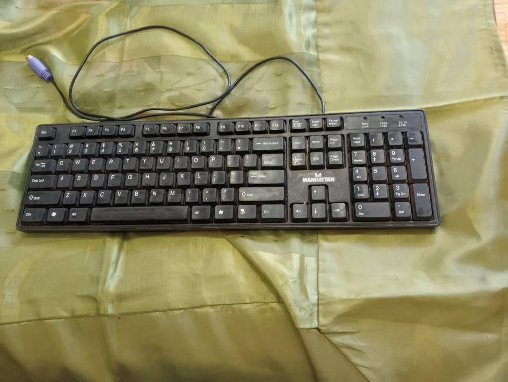 Keyboards PC Keyboard for sale in Pretoria / Tshwane (ID608472968)