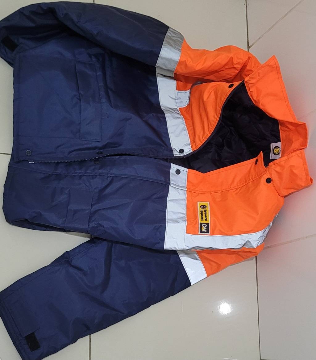 Protective Gear WOW!!! XL CAT High Visibility Reflective Puff Jacket