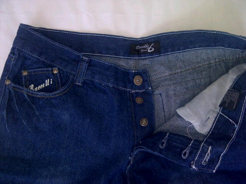 buccelli jeans price