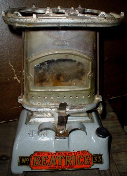 Beautiful vintage Paraffin Beatrice 33 Reg.Trade Mark no 224159 Made in England Stove heater Working