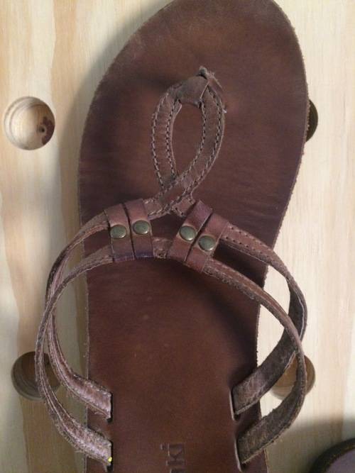 Sandals OLD KHAKI GENUINE LEATHER SANDAL BROWN SIZE 8 was sold