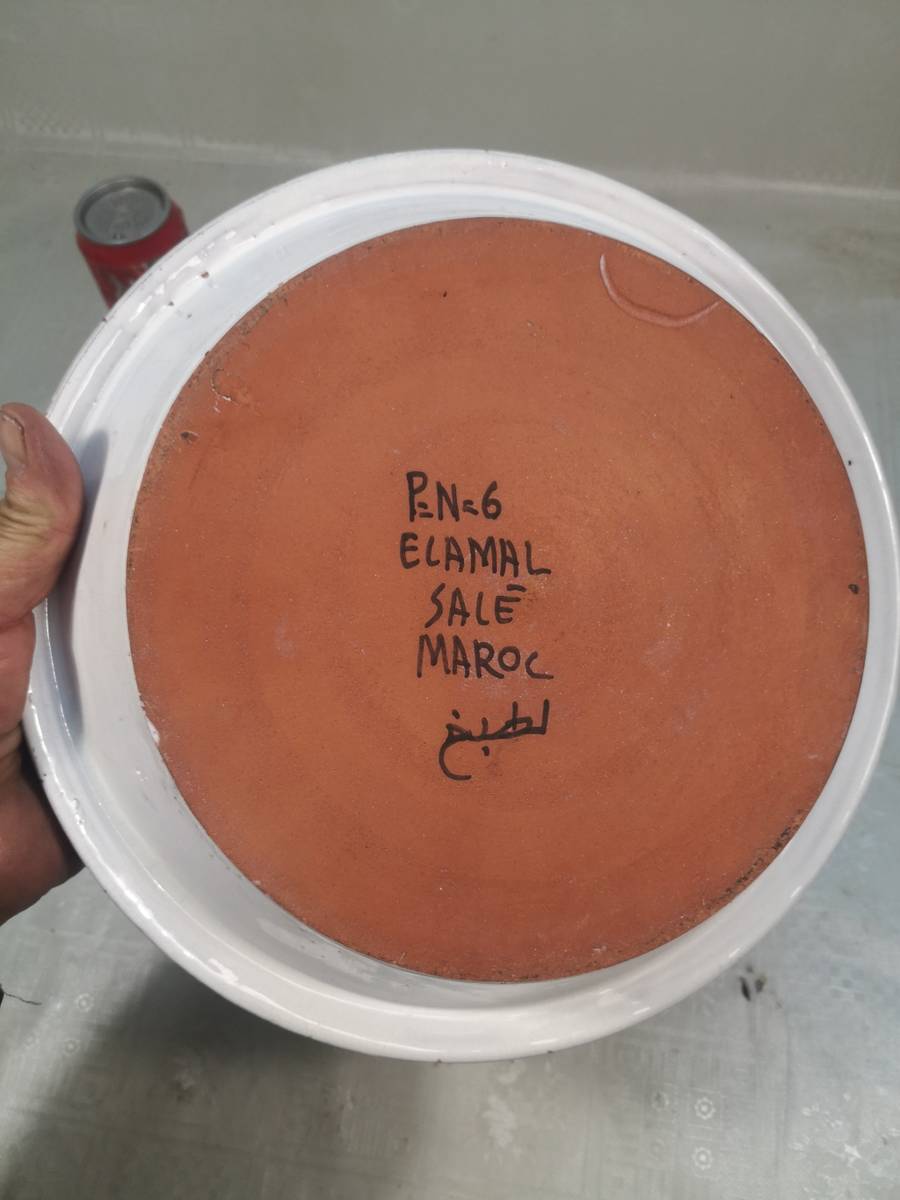 Stoneware Magnificent Handmade Moroccan Tagine Stock Pot Stunning