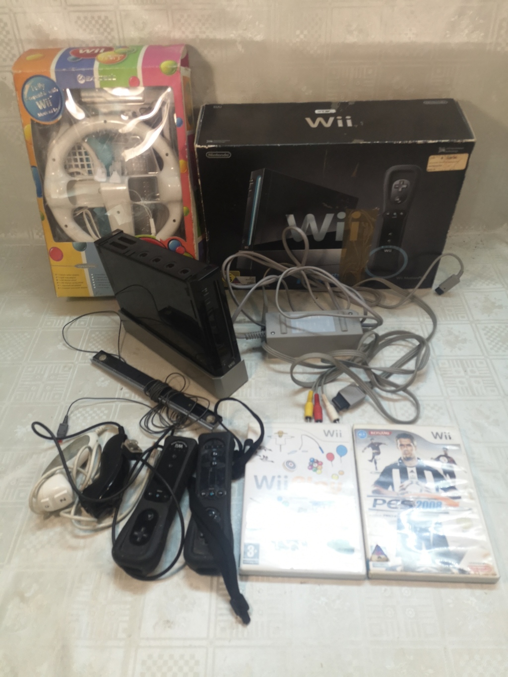 Nintendo - Nintendo Wii Gaming Bundle for sale in Johannesburg (ID ...