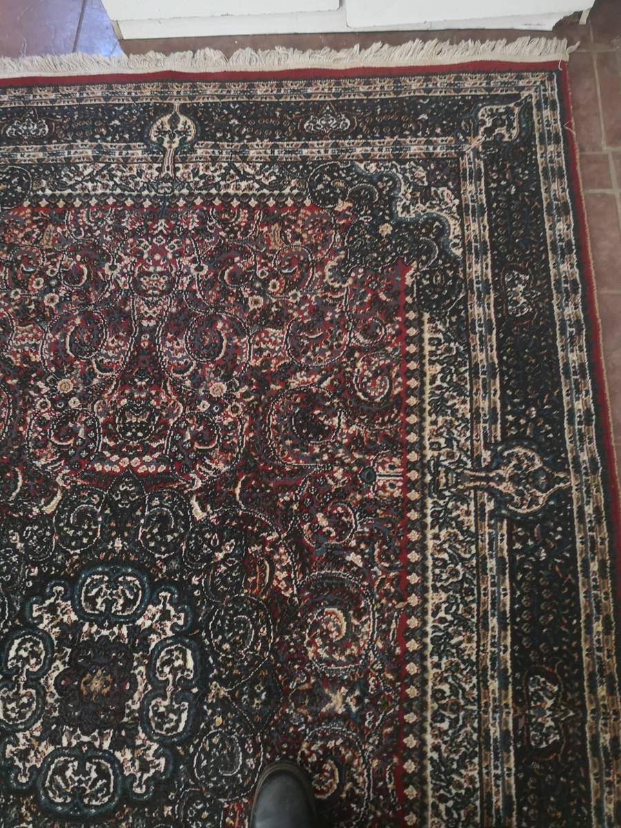 Rugs & Carpets MAGNIFICENT VERY LARGE HANDWOVEN ORIENTAL WOOL CARPET