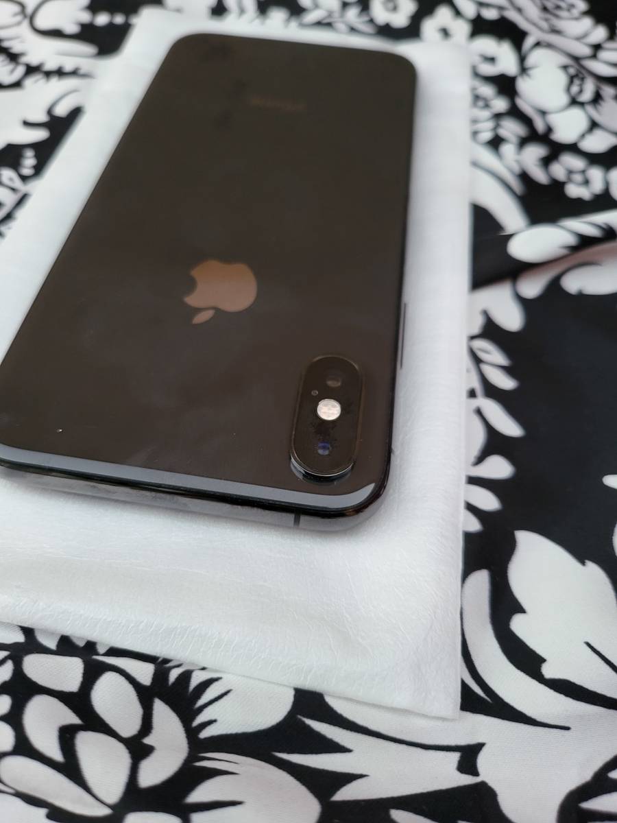Apple - iPhone XS - Space Grey - 256GB - Excellent Condition was sold