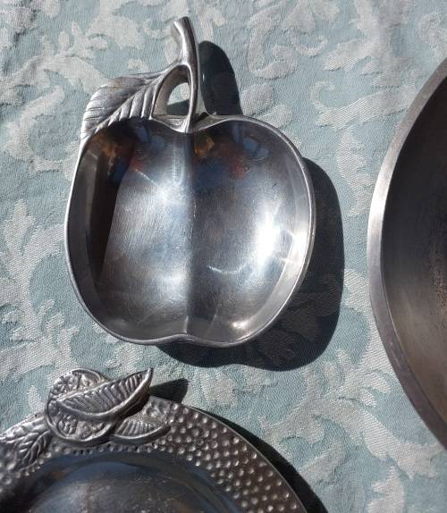 Utensils A COLLECTION OF ALUMINUM ALLOY ART DECOR CAROL BOYES STYLE