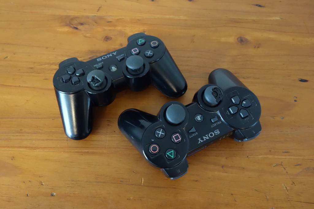 Controllers & Remotes 2 original Sony PS3 controllers for sale in