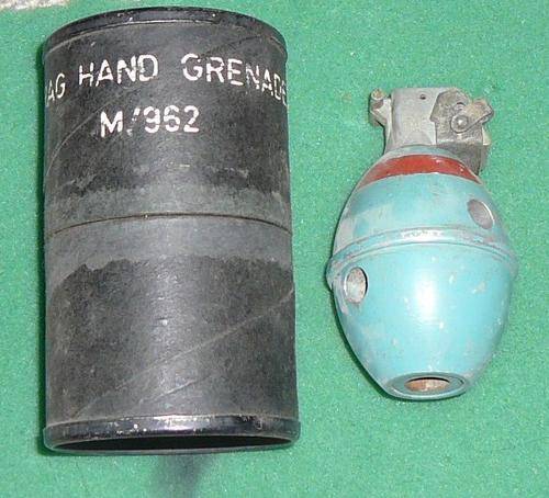 Other War Memorabilia - SADF M26 PRACTICE GRENADE & CONTAINER was ...