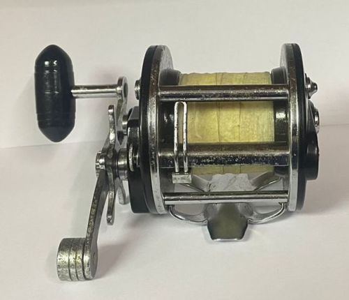 Reels - Penn 210 fishing reel was listed for R1,200.00 on 14 Aug at 17:16  by StormTrading in Cape Town (ID:592428813)