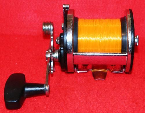 PENN 500 JIGMASTER -METAL SPOOL - FISHING REEL