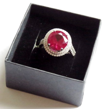 925 Silver ring with ruby cubic zirconia