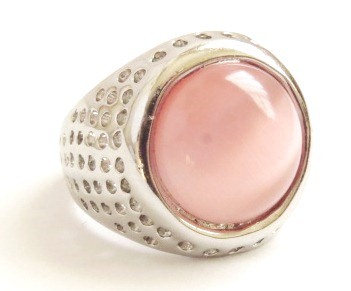 Silver tone fashion ring with a big light pink stone (Size 6.5)