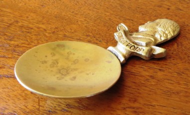 Antique brass Shakespeare Stratford tea caddy spoon