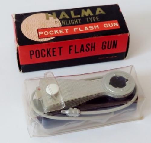 Vintage Halma penlight type pocket flash gun in original box