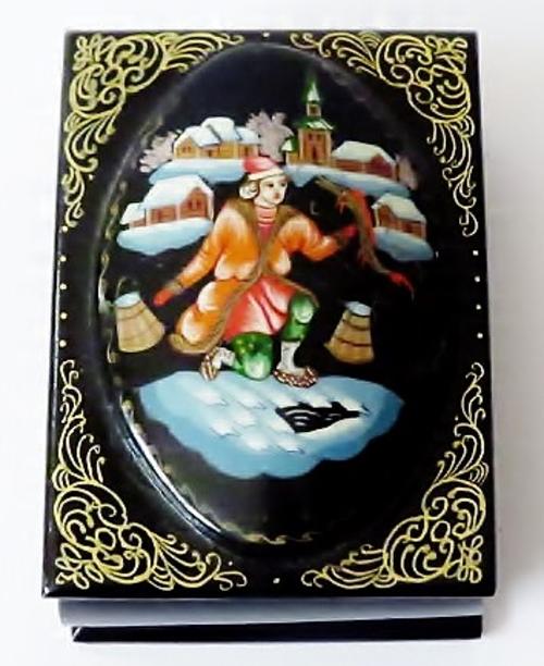 Vintage handpainted and signed small Russian Palekh lacquer trinket box