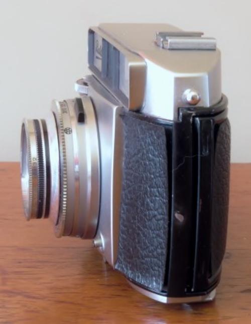 Vintage Balda Baldessa 1a 35 mm camera with case 