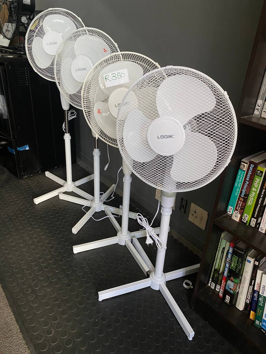 Fans Logik 40cm Pedestal Fans was sold for 350.00 on 8 Mar at 1516