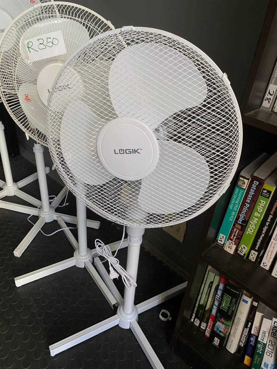 Fans Logik 40cm Pedestal Fans was sold for 350.00 on 8 Mar at 1516