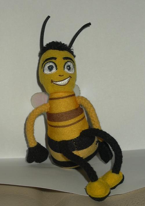 8 Bee Movie BARRY Bumble Bee Plush 12 Amazon.com: Bee Movie Cuddly Barry In...