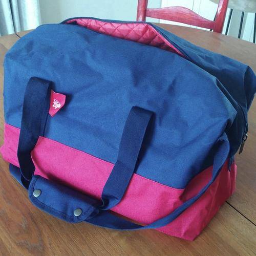 Other Sport & Leisure VIRGIN ACTIVE GYM BAG RED + BLUE was sold for