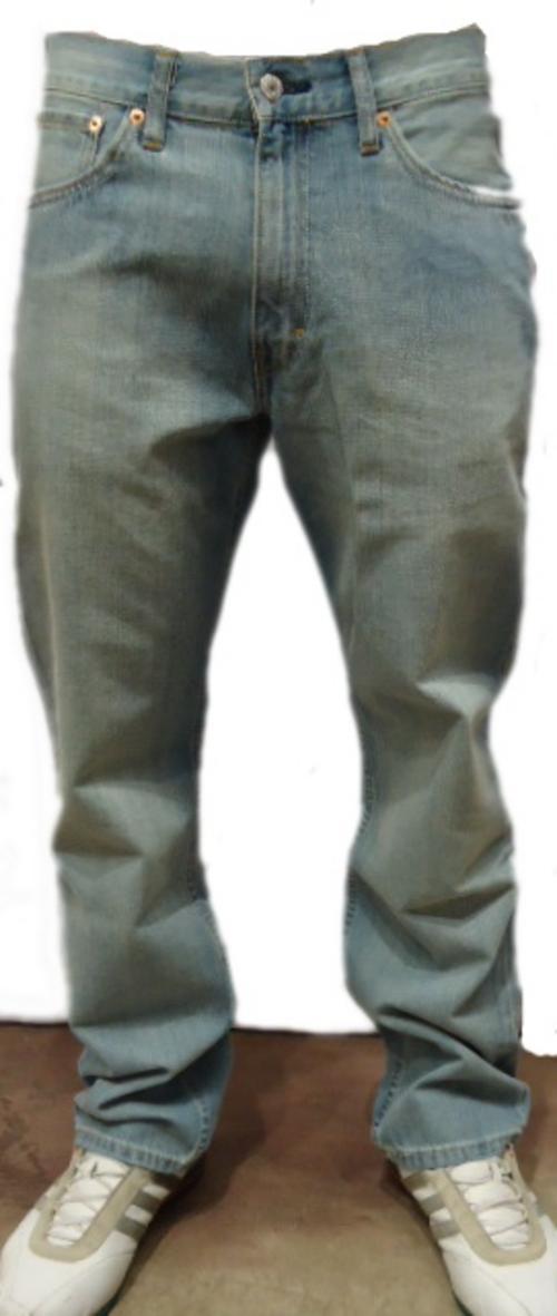 Jeans Levis 582 Comfort Fit Jeans Was Sold For R279 99 On 31 Jul