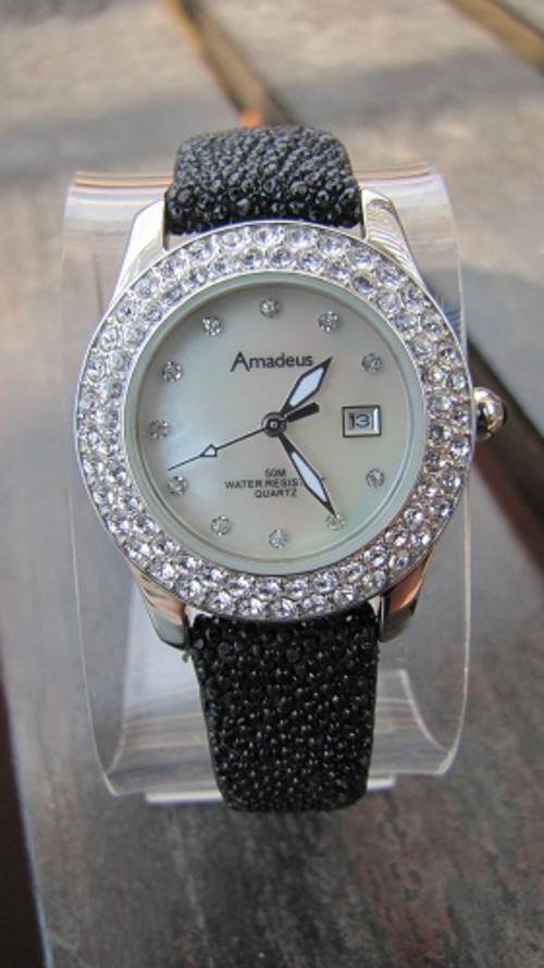 Women's Watches - AMADEUS ELEGANT LADIES TIMEPIECE was listed for R100 ...